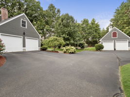 275 Pleasant St, Dunstable, MA 60