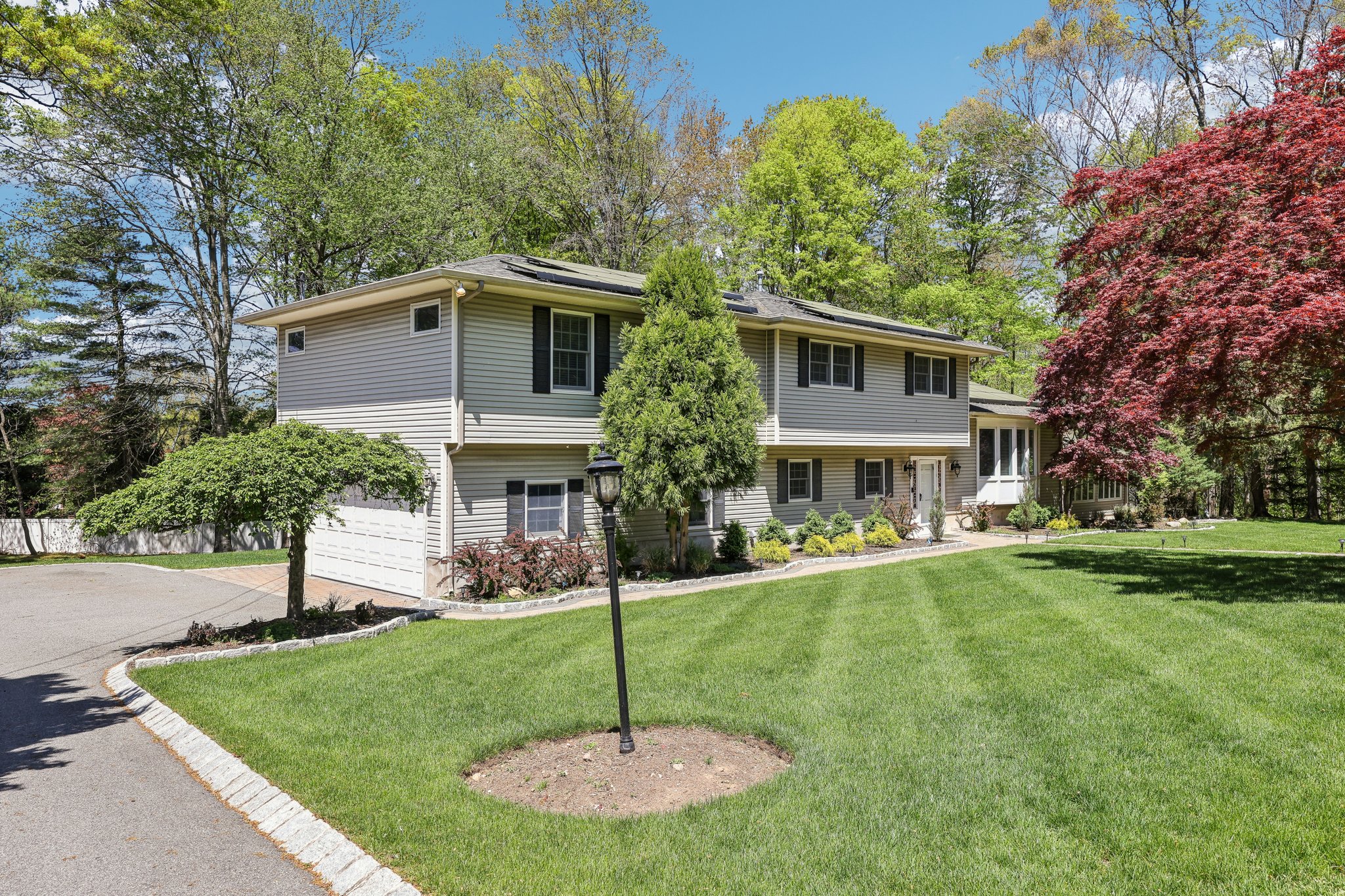 Sycamore Ct-0105-003.jpg