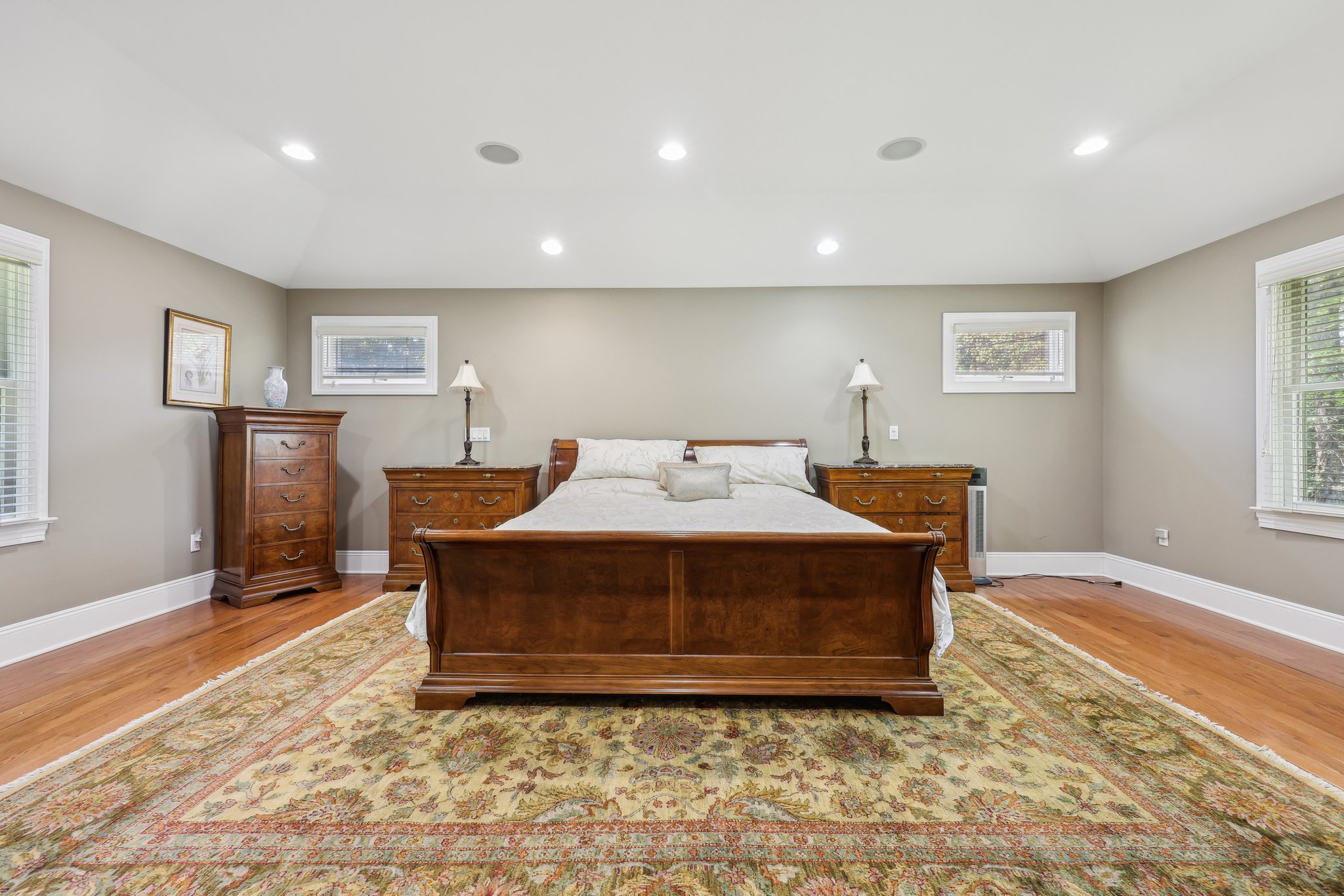 Sycamore Ct-0105-024.jpg