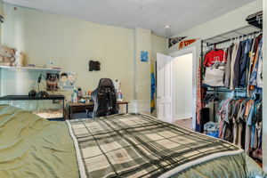  Photo 34