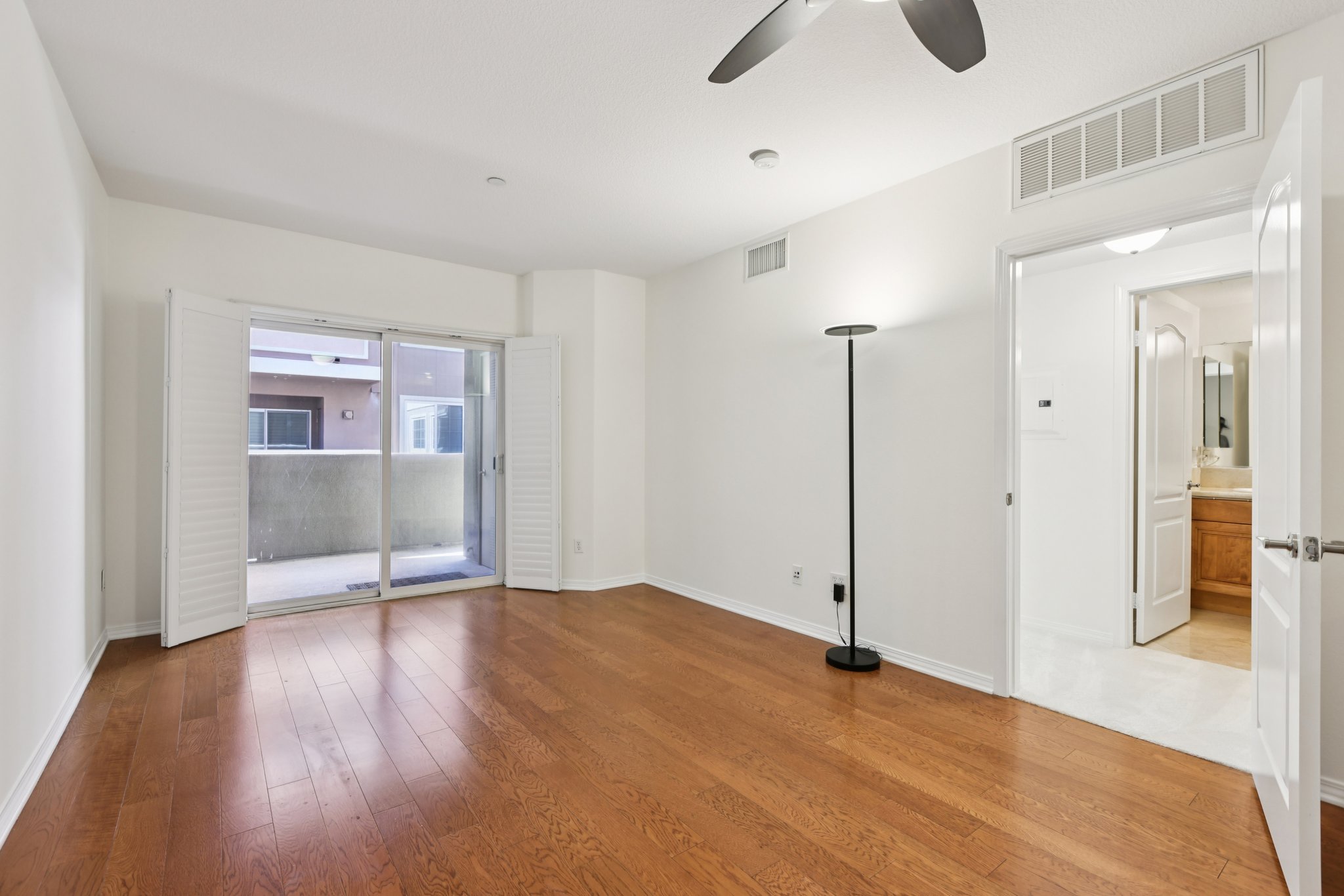 Artesia Blvd-S1301-003.jpg