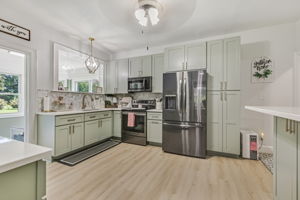  Photo 32
