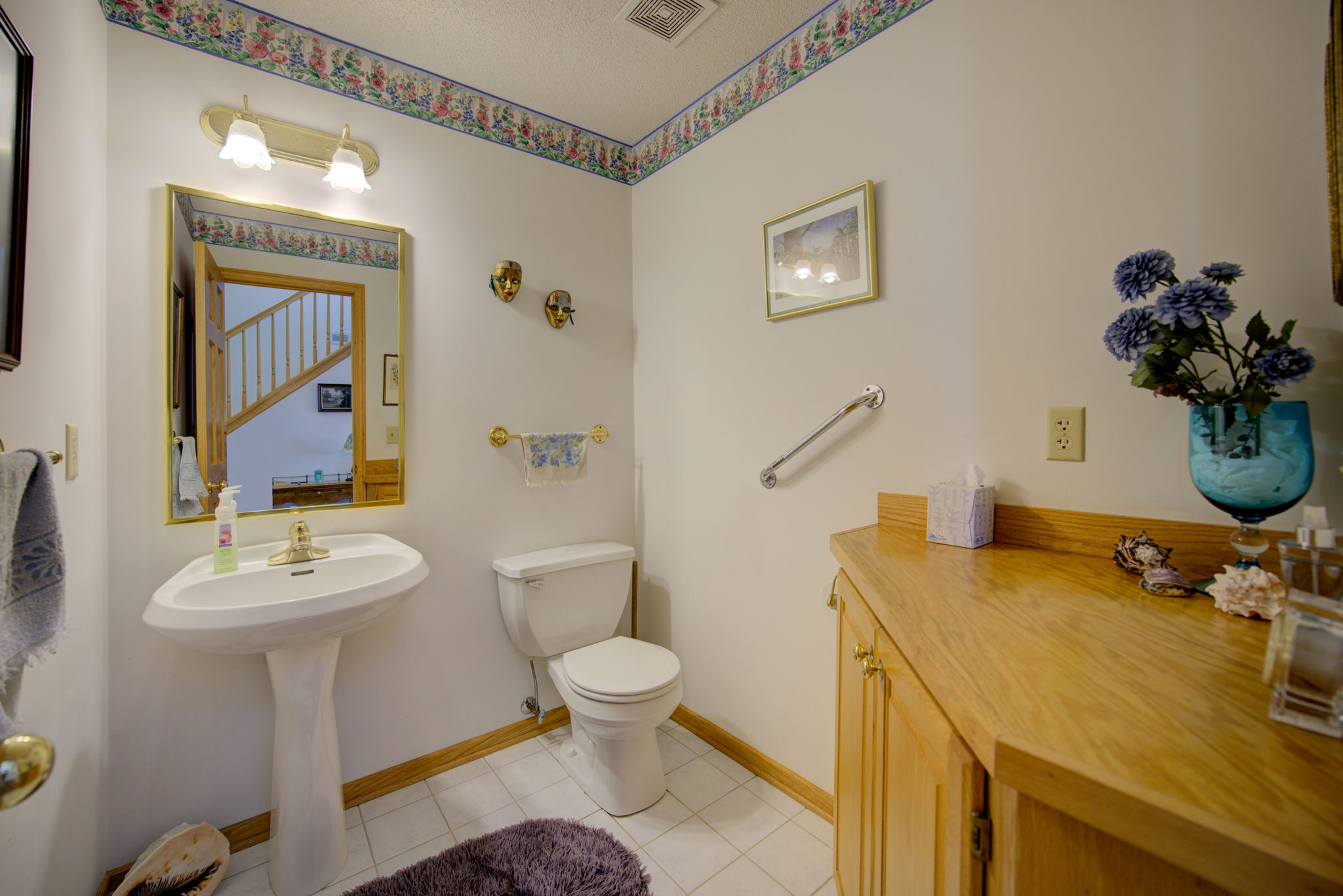 13 Bathroom