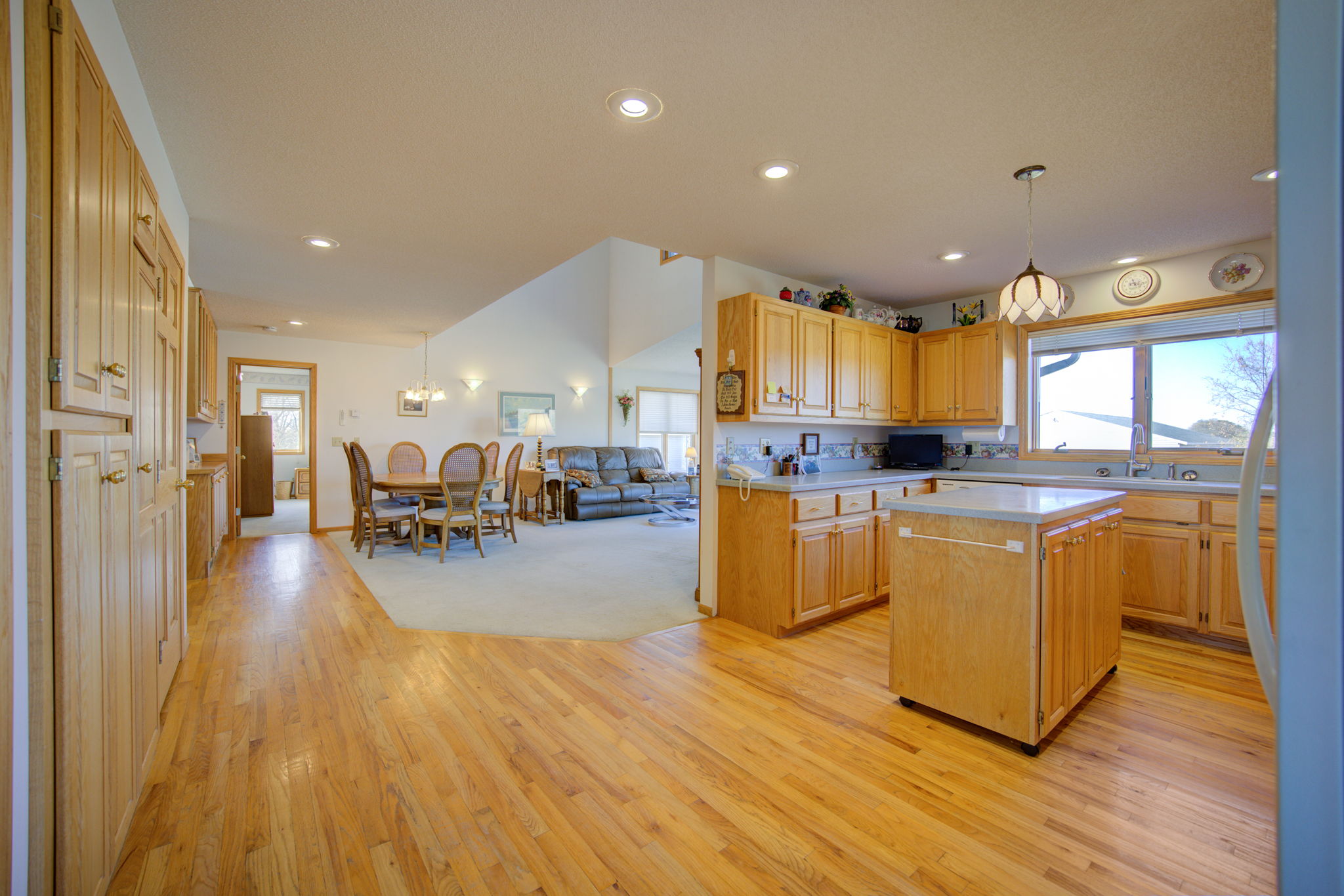 7 Kitchen