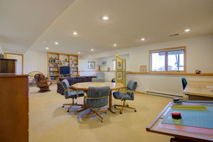 17 Family Room