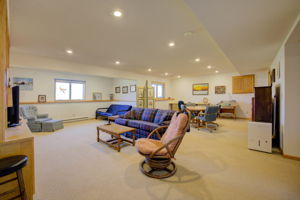 16 Family Room