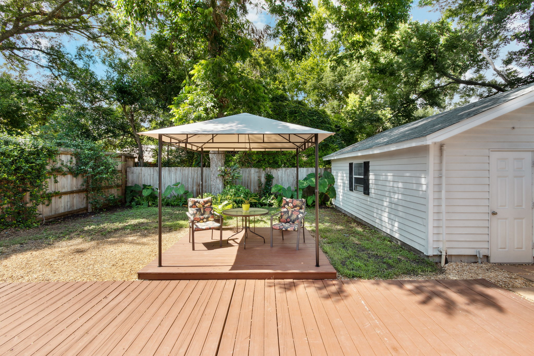 Deck