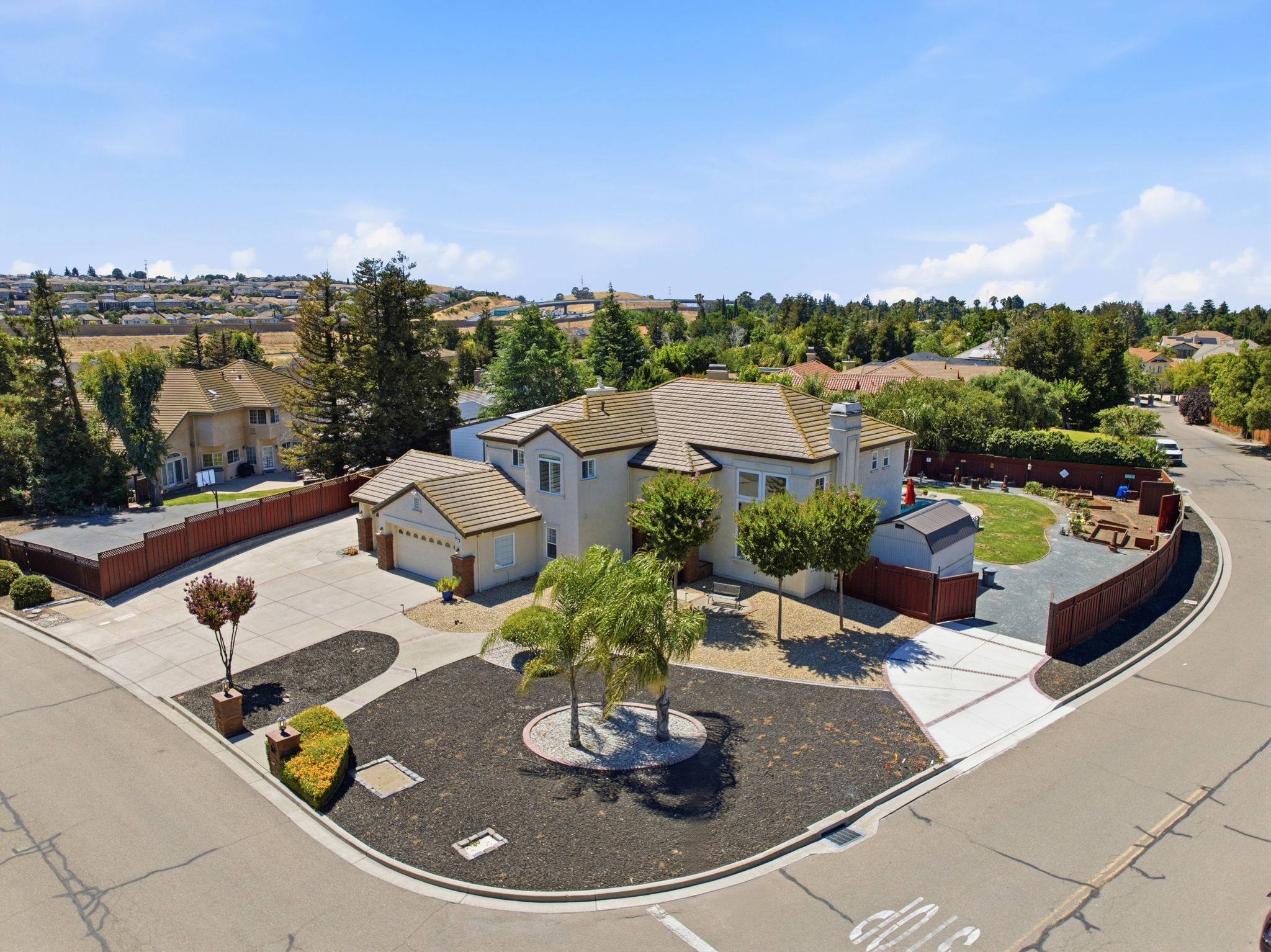 002_F8_AERIAL_2752 Placer Dr