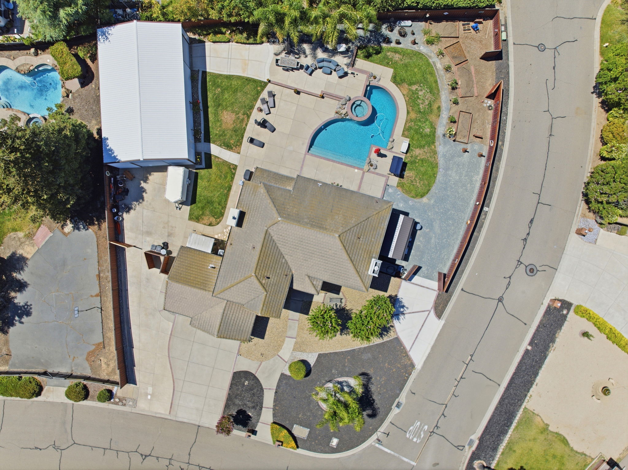 008_F8_AERIAL_2752 Placer Dr