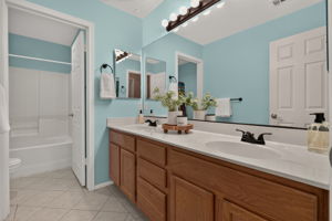  Photo 43