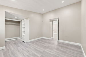 016_F8_27565 Verona Ave