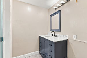 025_F8_27565 Verona Ave