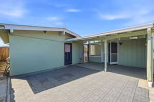 027_F8_27565 Verona Ave