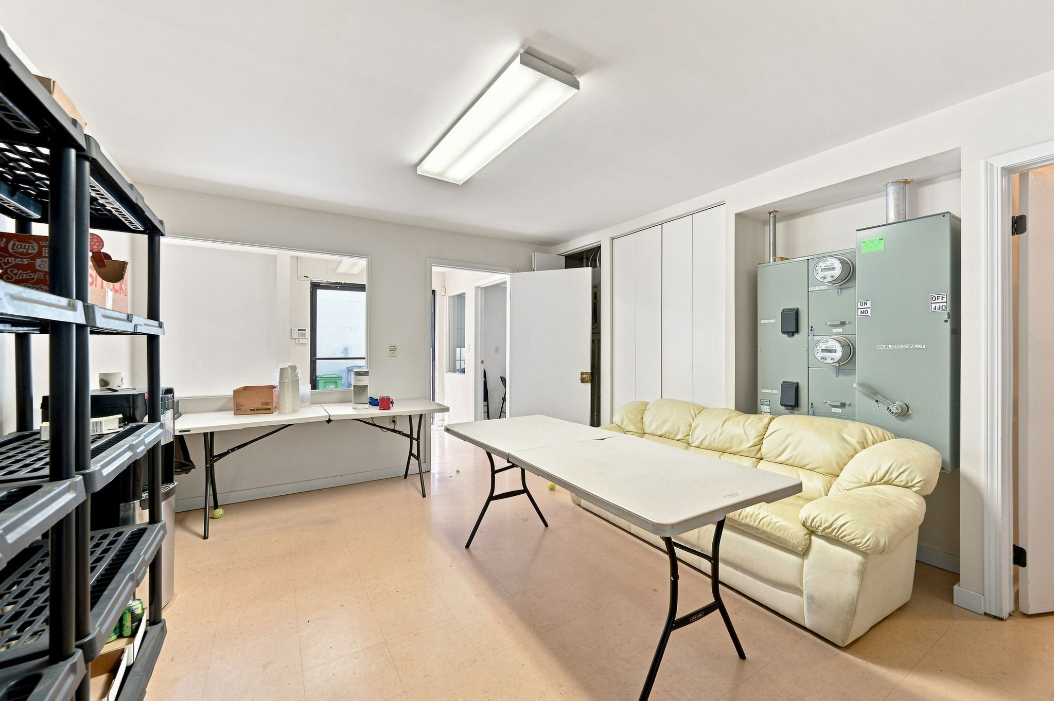  Photo 12