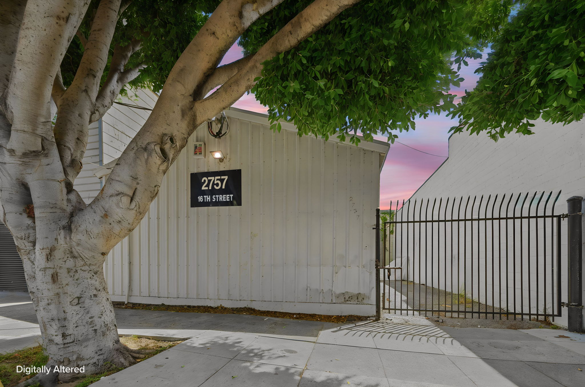  Photo 2