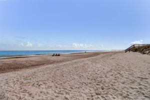 Beach Access 28