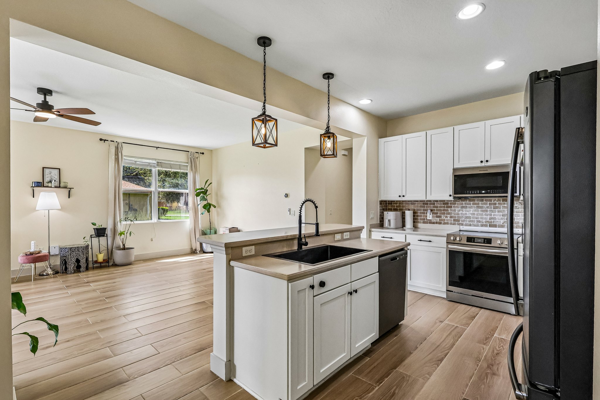 Breezy Meadow Rd-S1610-017.jpg