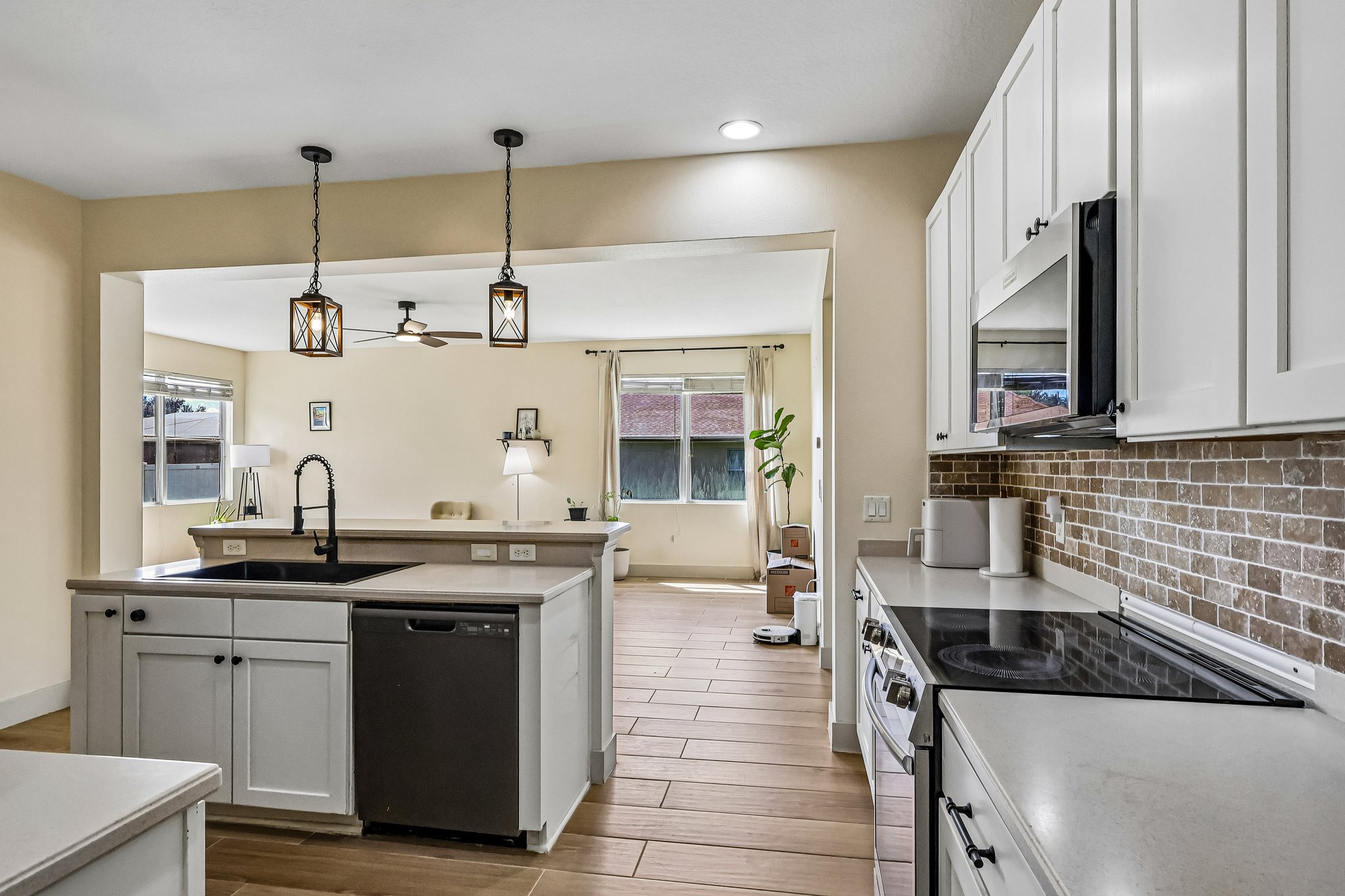 Breezy Meadow Rd-S1610-018.jpg