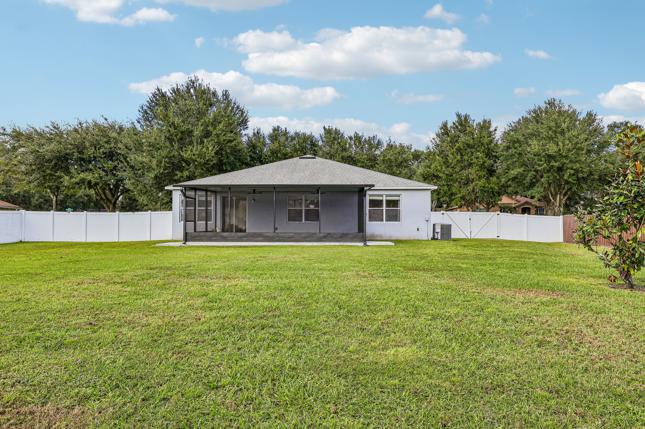 Breezy Meadow Rd-S1610-039.jpg