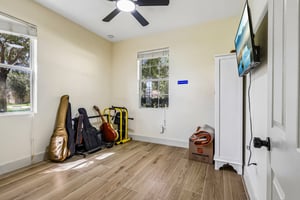 Breezy Meadow Rd-S1610-020.jpg