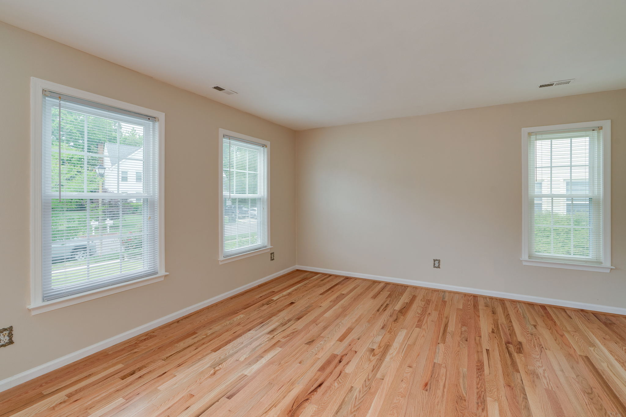 2757 Christopher Farms Dr, Virginia Beach, VA 23453, USA Photo 9