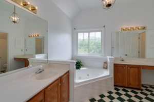 2757 Christopher Farms Dr, Virginia Beach, VA 23453, USA Photo 31