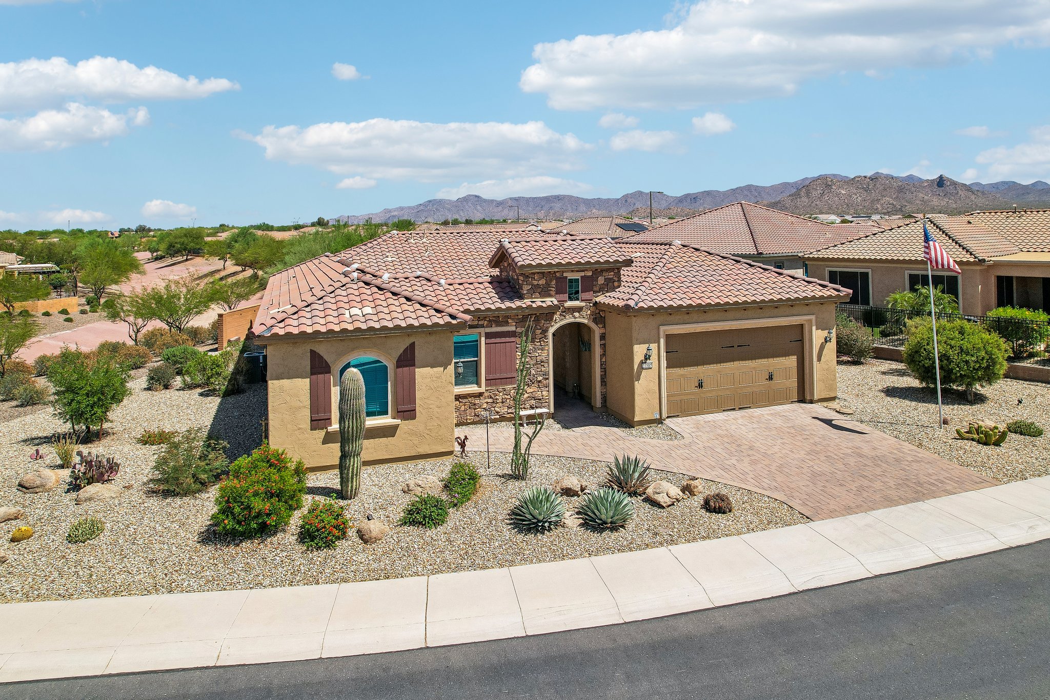W Tonopah Dr-S2904-053.jpg