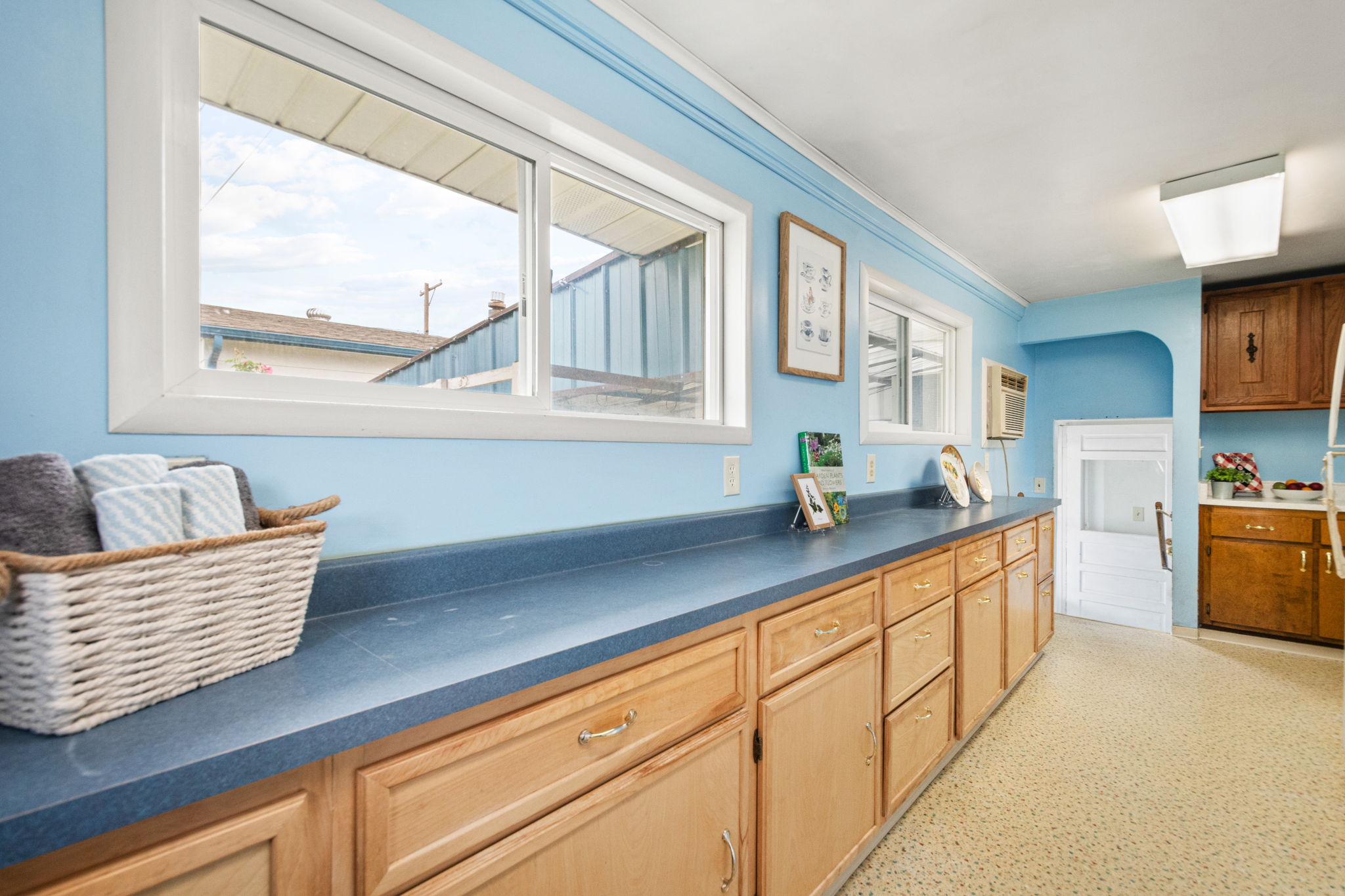 Kitchen and Laundry area
