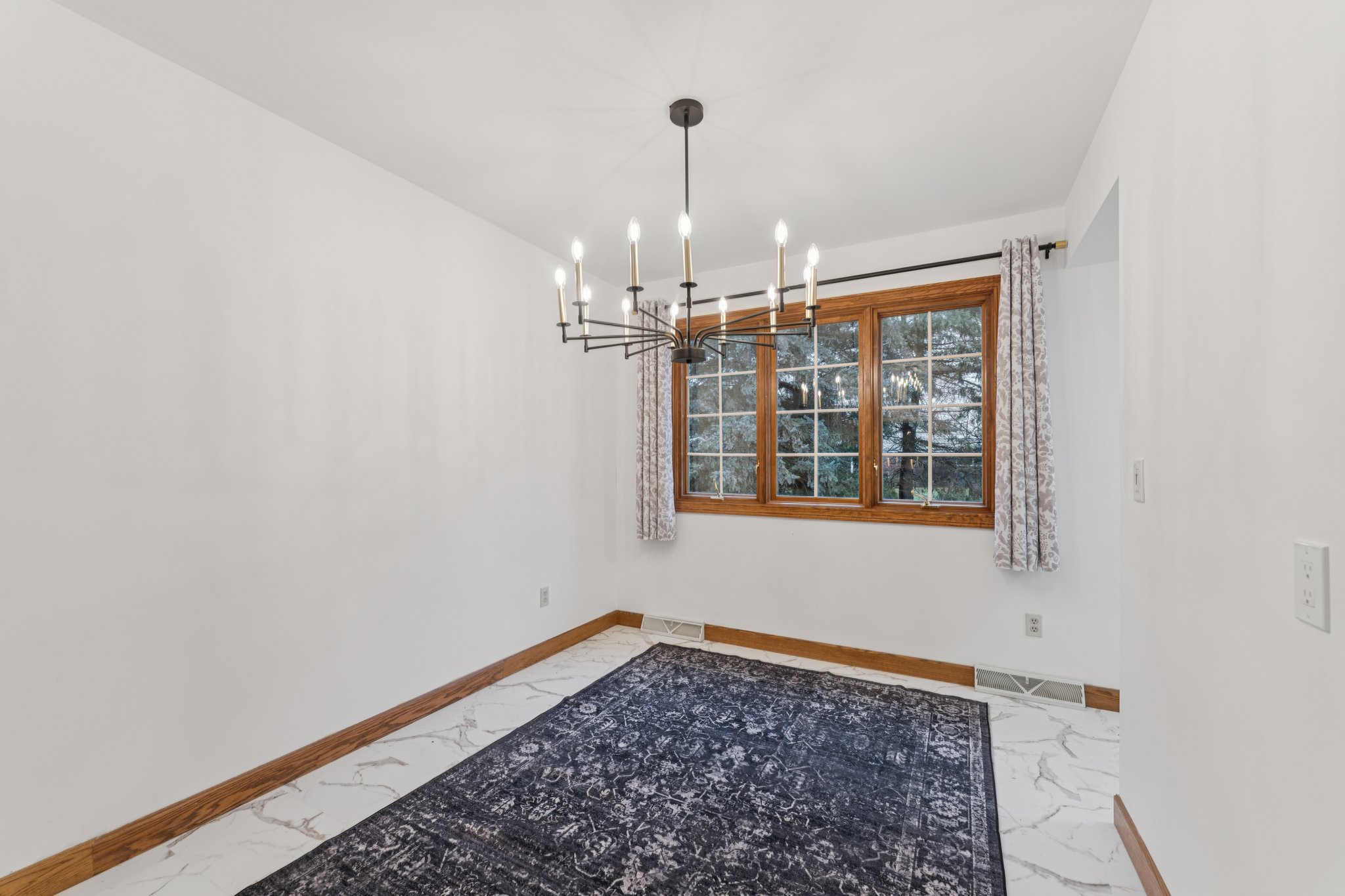 S Bayshore Dr-S1101-010.jpg