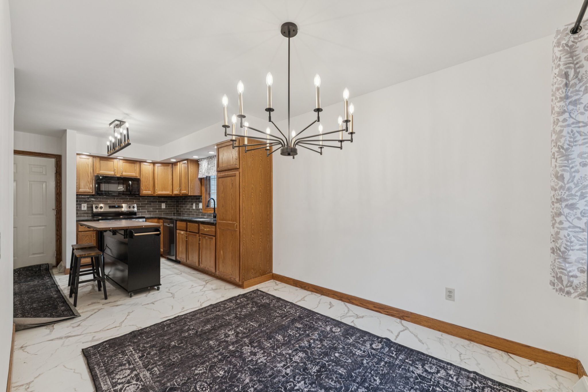 S Bayshore Dr-S1101-012.jpg