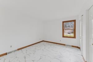 S Bayshore Dr-S1101-019.jpg