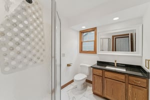 S Bayshore Dr-S1101-022.jpg