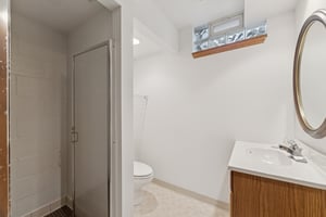 S Bayshore Dr-S1101-034.jpg