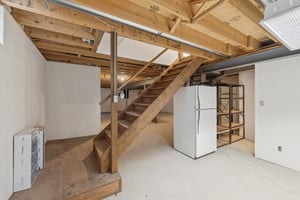 S Bayshore Dr-S1101-037.jpg