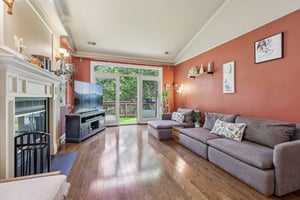 Woodlands Dr-S0909-004.jpg