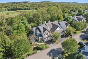 Woodlands Dr-S0909-058.jpg