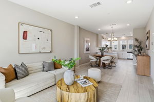 010_F8_2760 Ball Pl unit 2