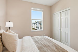 027_F8_2760 Ball Pl unit 2