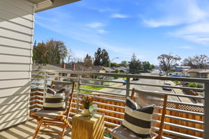 040_F8_2760 Ball Pl unit 2