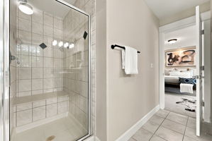  Photo 48