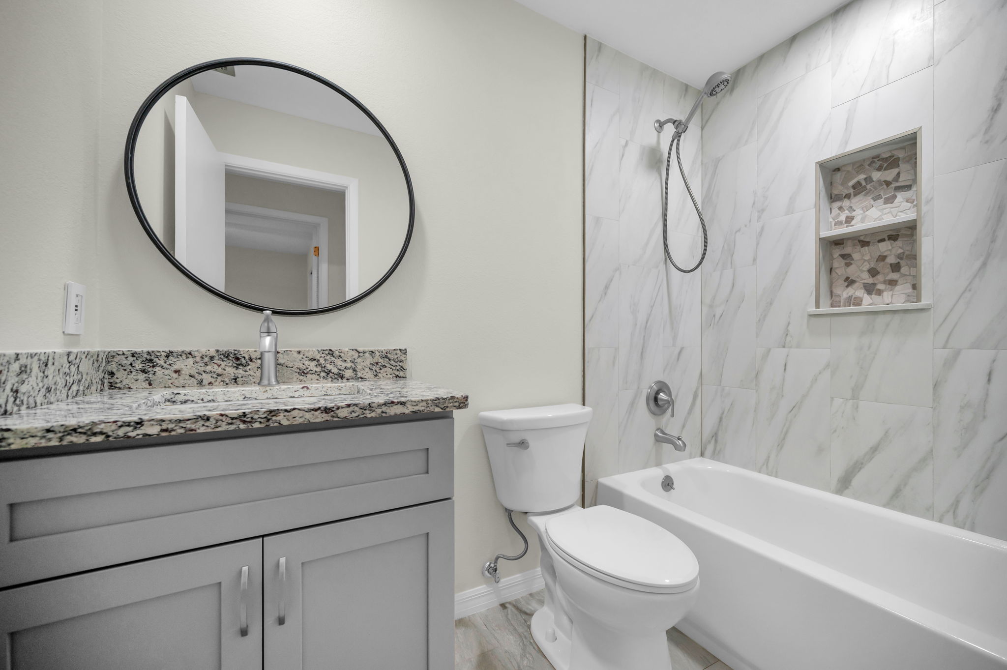 Bathroom2
