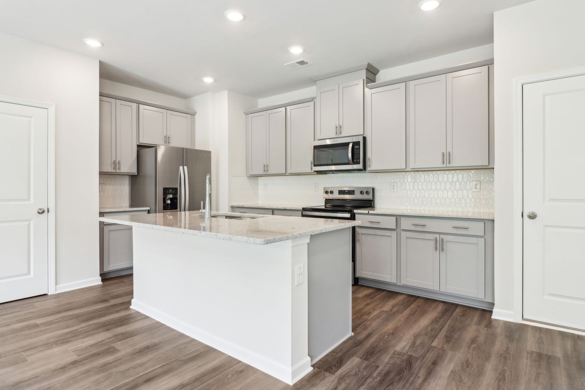 Atlanta - Hawthorne Station - 2762 Aralynn Wy, College Park, GA 30337 - 018