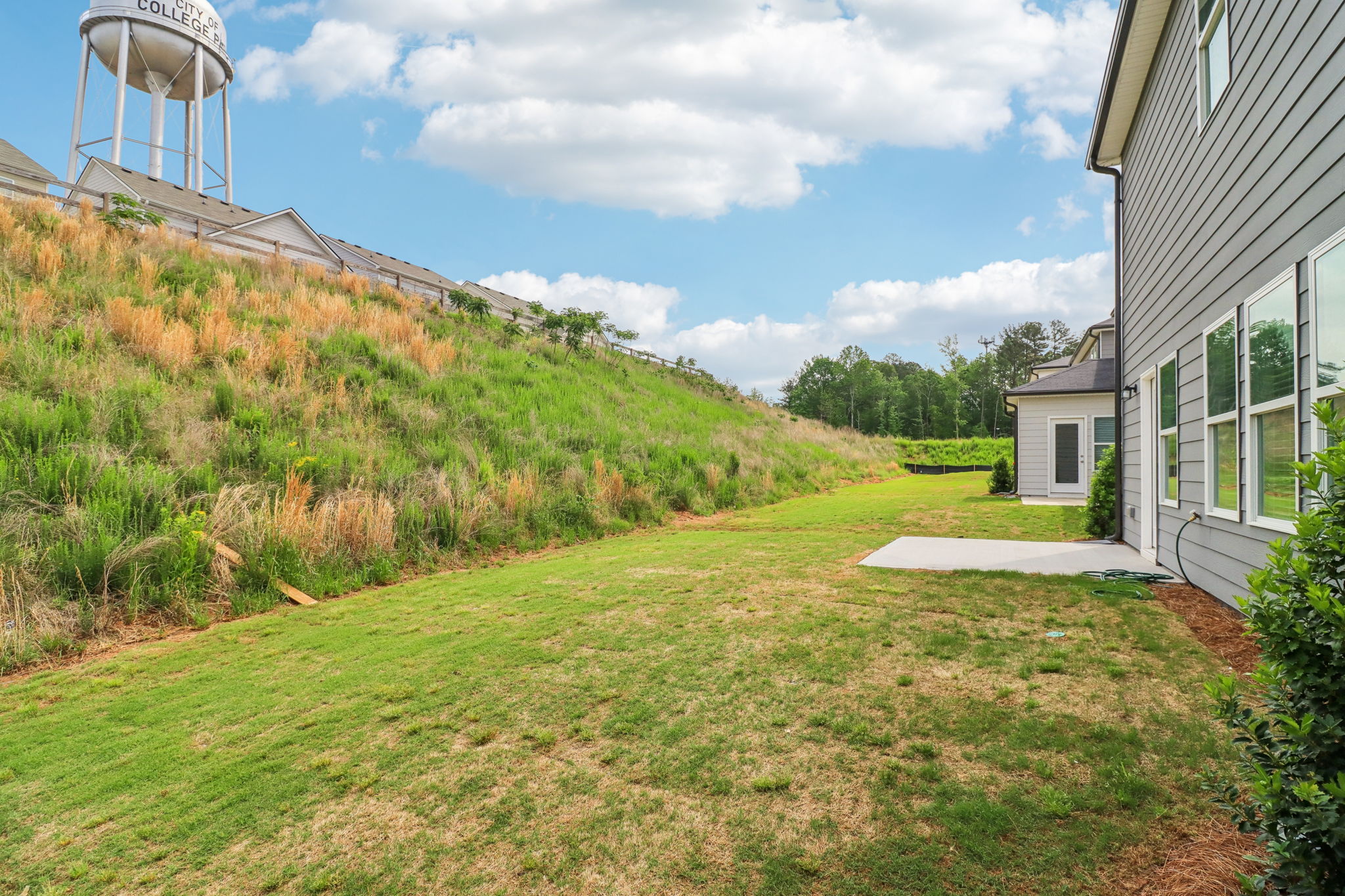 Atlanta - Hawthorne Station - 2762 Aralynn Wy, College Park, GA 30337 - 048