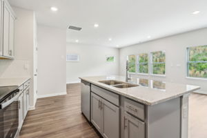 Atlanta - Hawthorne Station - 2762 Aralynn Wy, College Park, GA 30337 - 020