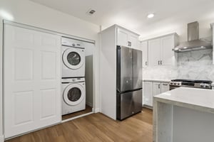 N East St-S2810-020.jpg