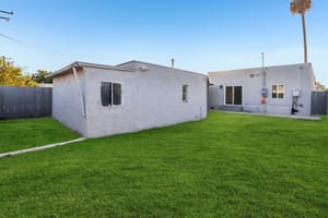 N East St-S2810-042.jpg