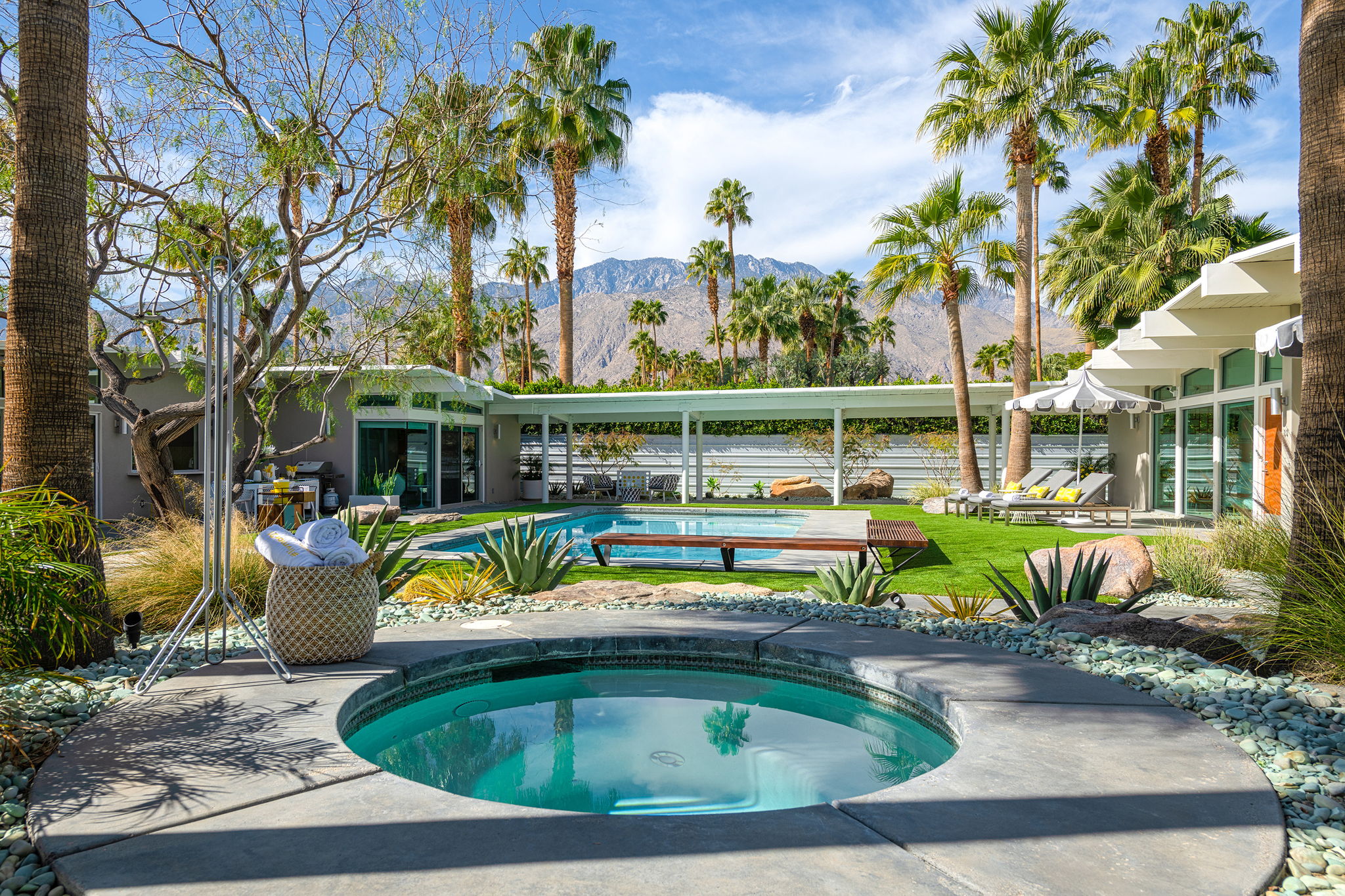  2766 E Livmor Ave, Palm Springs, CA 92262, US Photo 22