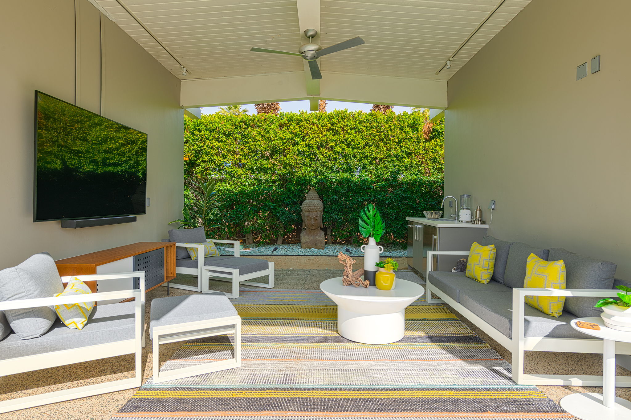  2766 E Livmor Ave, Palm Springs, CA 92262, US Photo 16