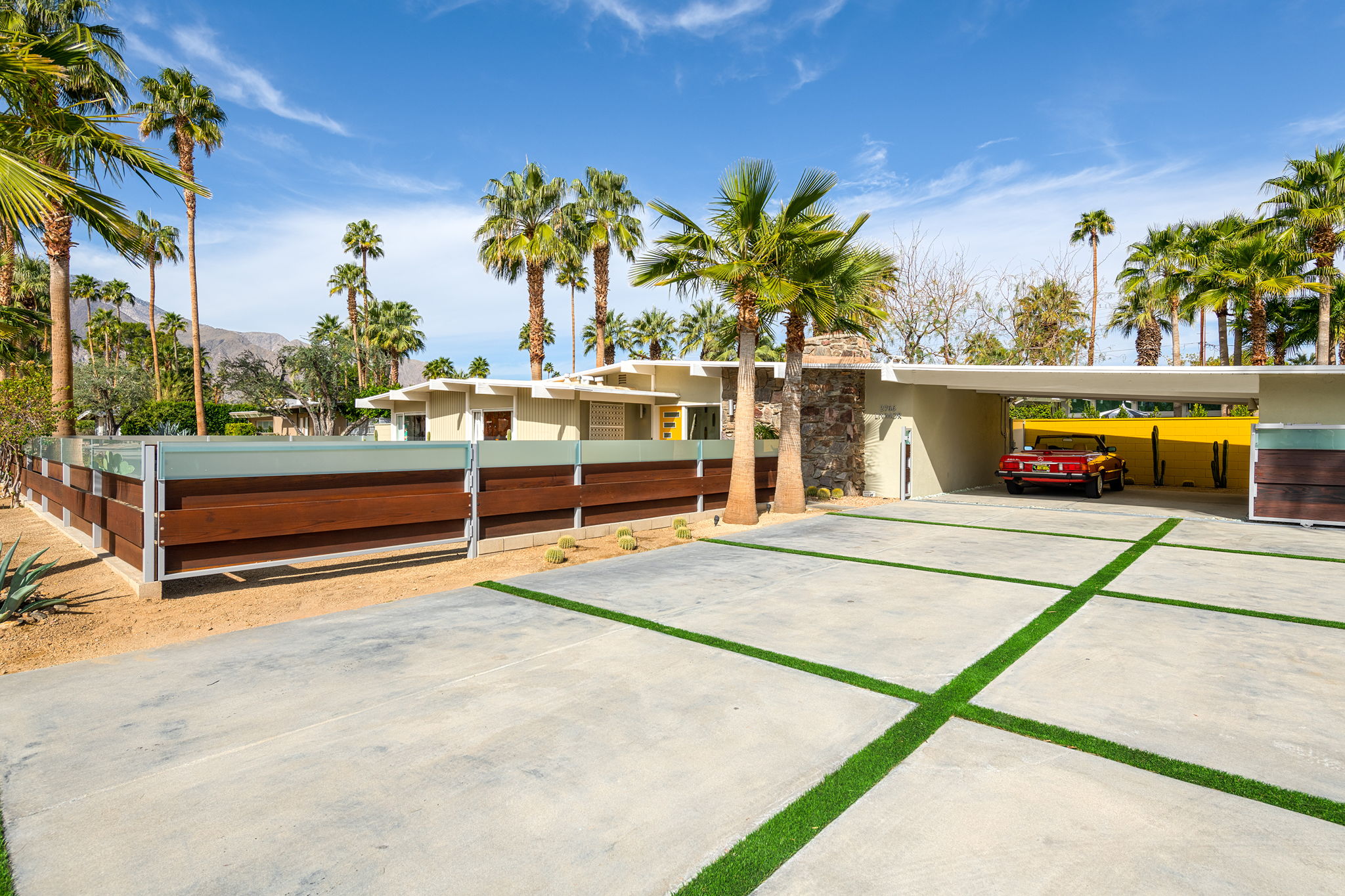  2766 E Livmor Ave, Palm Springs, CA 92262, US Photo 3