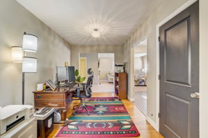 Luther Dr-023